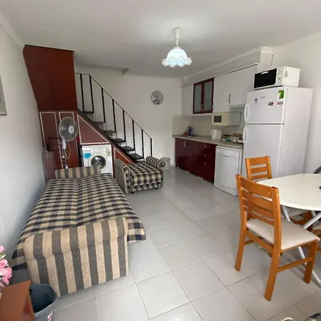 דירה Kervansaray Apart *